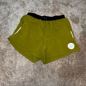 Nike running flex stride reflective